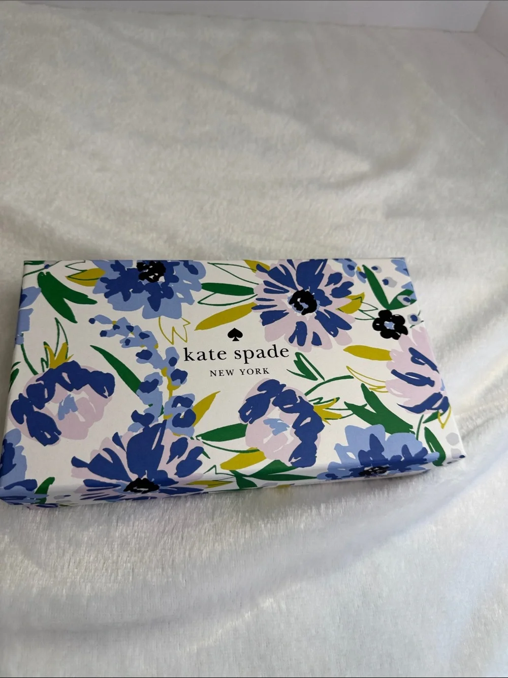 Kate Spade Boxed Madison Floral Large Slim Card Holder